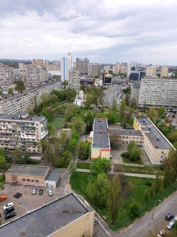 Студія З Неймовірним Краєвидом Біля М Лівобережна Ліфт Інтернет Працює Kiev Exterior foto